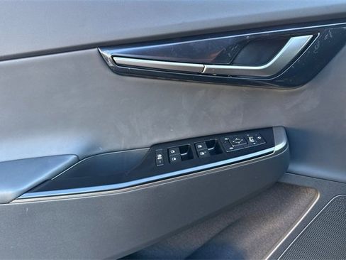 New 2025 Kia EV6 Light image 12