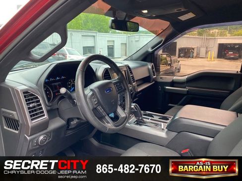 Used 2015 Ford F150 XLT w/ Equipment Group 302A Luxury RWD image 12
