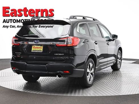 Used 2025 Subaru Ascent Premium AWD/4WD image 5