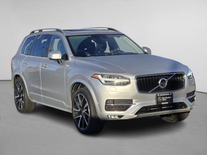 Used 2019 Volvo XC90 T6 Momentum w/ Advanced Package