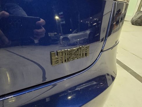 Used 2021 Tesla Model S Plaid image 6