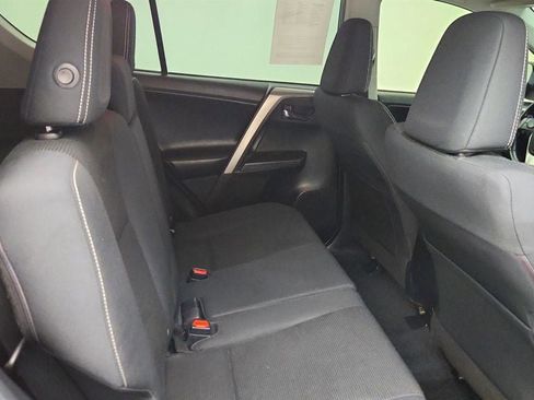 Used 2018 Toyota RAV4 XLE image 23