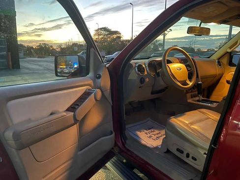 Used 2009 Ford Explorer Eddie Bauer image 11