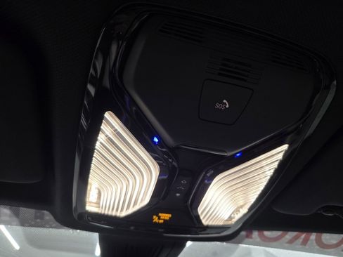 Used 2021 BMW X5 M50i w/ Premium Package image 30