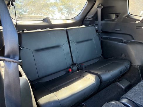 Used 2023 Mitsubishi Outlander SE image 19