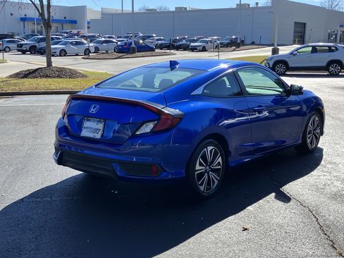 Used 2017 Honda Civic EX-T image 10