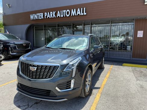Used 2021 Cadillac XT5 Premium Luxury FWD image 1