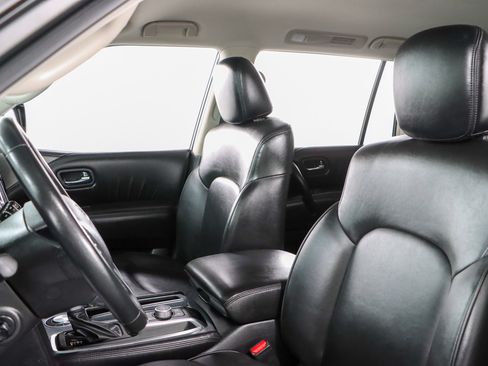 Used 2022 Nissan Armada SV w/ SV Appearance Package RWD image 24