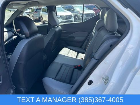 Used 2023 Nissan Kicks SR w/ SR Premium Package FWD image 12