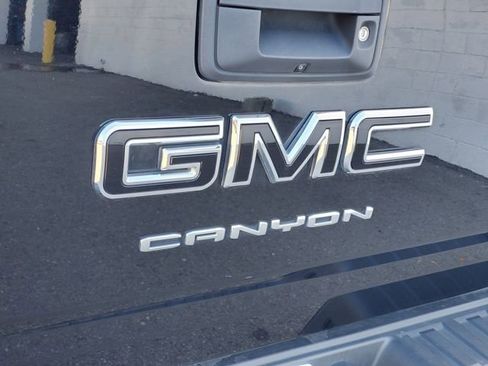 Certified 2022 GMC Canyon Elevation w/ Trailering Package image 9