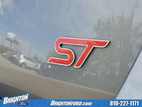 Certified 2024 Ford Explorer ST w/ Equipment Group 401A AWD/4WD image 5