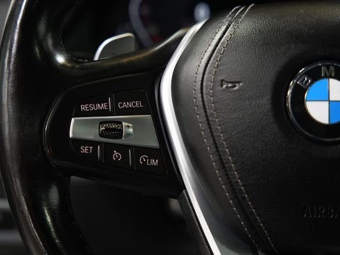 Used 2019 BMW X5 xDrive40i w/ Premium Package 2 image 40