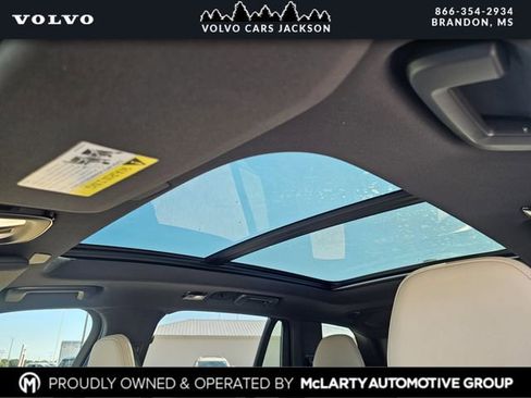 New 2026 Volvo XC90 B6 Plus w/ Protection Package Premier AWD/4WD image 21