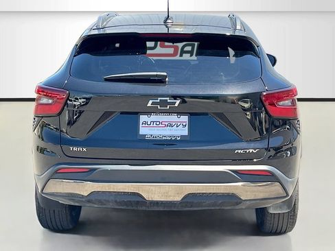 Used 2025 Chevrolet Trax ACTIV w/ Sunroof Package FWD image 6