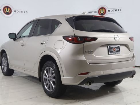 Used 2025 MAZDA CX-5 AWD 2.5 S w/ Preferred Package image 4