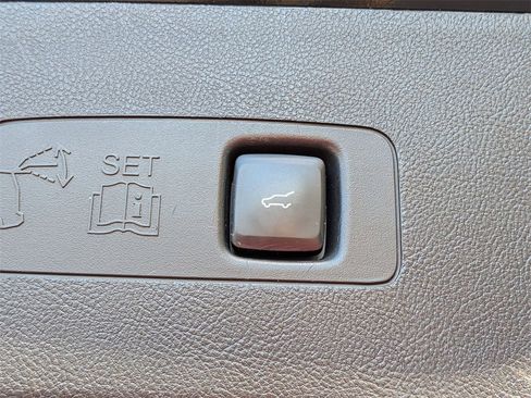 Used 2022 Lincoln Corsair Reserve w/ Equipment Group 201A image 7