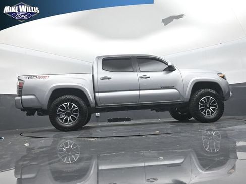 Used 2021 Toyota Tacoma TRD Sport w/ Technology Package AWD/4WD image 24