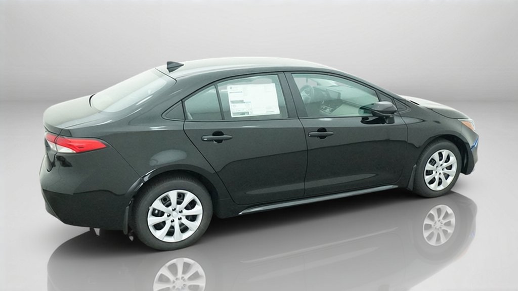 New 2027 Toyota Corolla LE FWD image 8