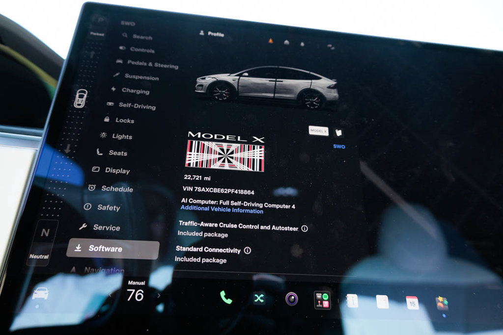 Used 2023 Tesla Model X Plaid AWD/4WD image 15