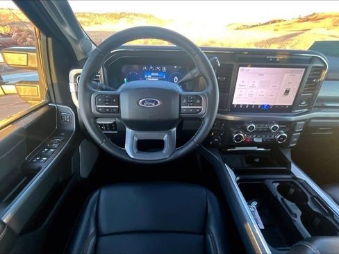 Used 2025 Ford F250 Lariat w/ Chrome Package image 9