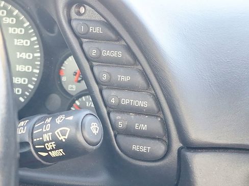 Used 2004 Chevrolet Corvette Base w/ Preferred Equipment Group image 24