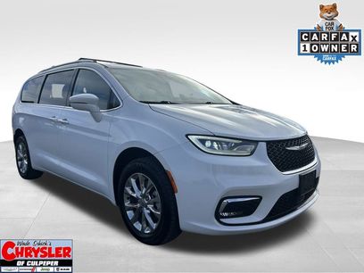 Used 2021 Chrysler Pacifica Touring-L