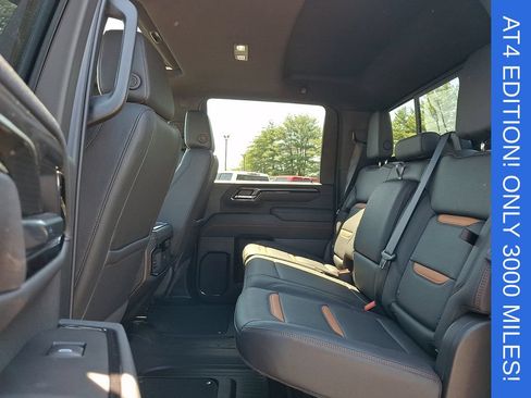 Used 2026 GMC Sierra 2500 AT4 w/ AT4 Premium Plus Package AWD/4WD image 10