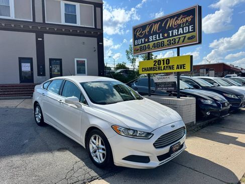 Used 2013 Ford Fusion SE FWD image 1