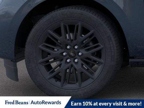 New 2026 Ford Expedition Platinum w/ Stealth Appearance Package AWD/4WD image 19