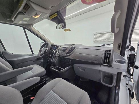 Used 2018 Ford Transit 150 148 Medium Roof RWD image 18