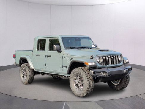 New 2026 Jeep Gladiator Sport AWD/4WD image 8