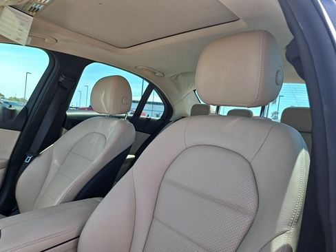 Used 2019 Mercedes-Benz C 300 Sedan image 16
