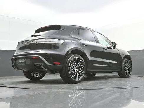 New 2026 Porsche Macan AWD/4WD image 36