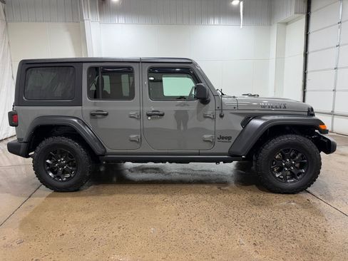 Used 2021 Jeep Wrangler Unlimited Sport AWD/4WD image 9