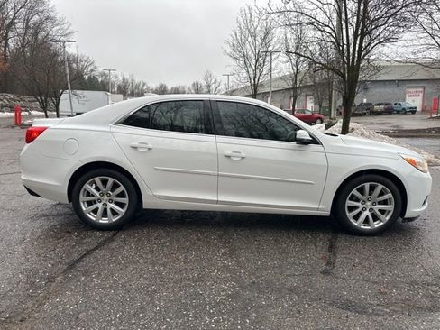 Used 2015 Chevrolet Malibu LT w/ Leather Package image 5