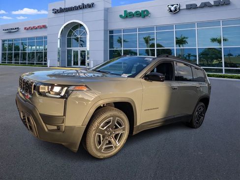 New 2026 Jeep Cherokee Laredo image 3