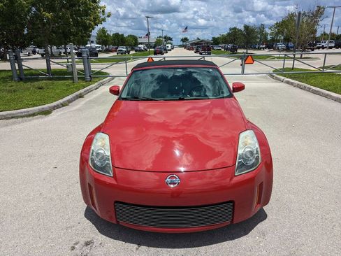 Used 2007 Nissan 350Z Touring image 9