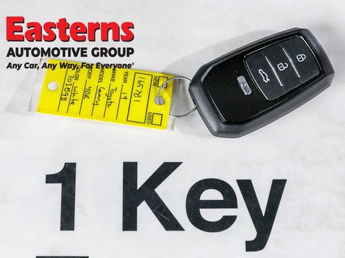 Used 2019 Toyota Camry XLE image 26