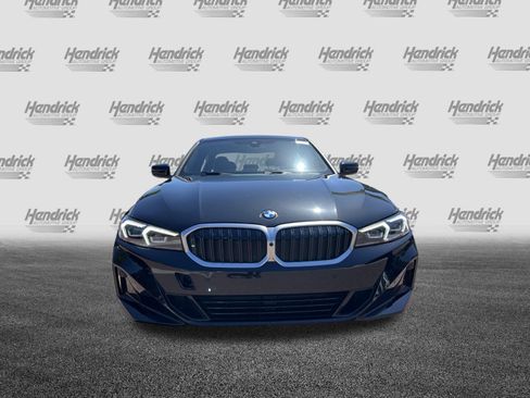Certified 2025 BMW 330i Sedan RWD image 3