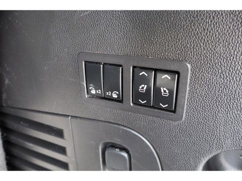 Used 2015 Chevrolet Tahoe LT image 23