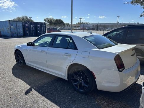 Used 2023 Chrysler 300 S w/ Comfort Group image 4