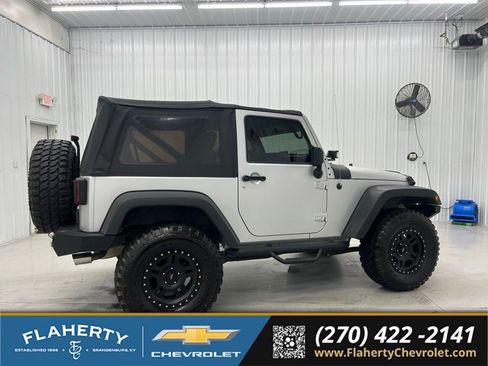 Used 2008 Jeep Wrangler X AWD/4WD image 2