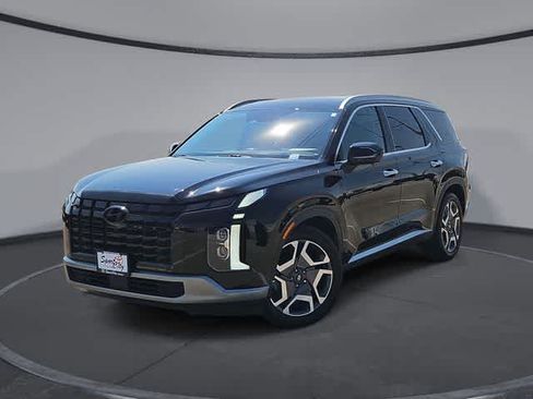 Used 2024 Hyundai Palisade Limited FWD image 1