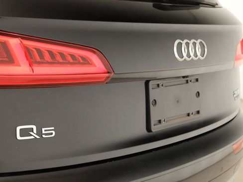 Used 2018 Audi Q5 Prestige w/ Prestige Package AWD/4WD image 34