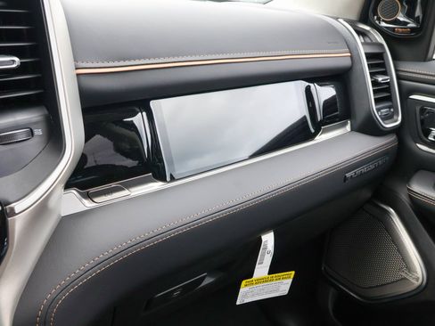 New 2026 RAM 1500 Tungsten AWD/4WD image 19