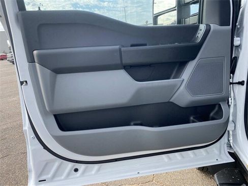 New 2026 Ford F550 4x4 Crew Cab Super Duty image 33