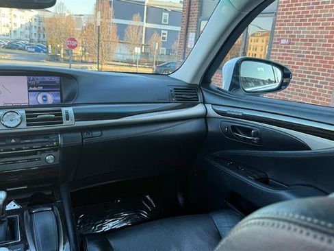 Used 2013 Lexus LS 460 w/ Comfort Pkg image 25