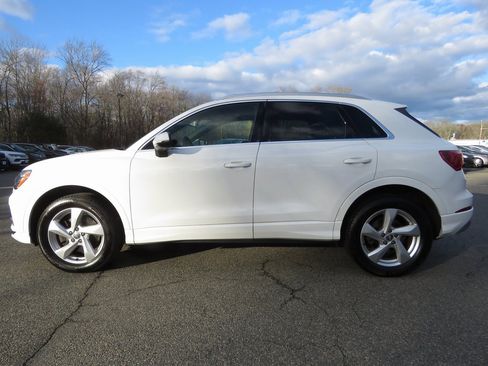 Used 2019 Audi Q3 2.0T Premium image 9