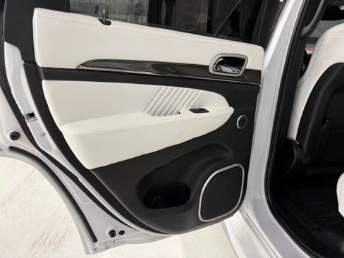 Used 2018 Jeep Grand Cherokee Trackhawk image 31