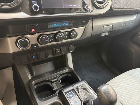 Used 2023 Toyota Tacoma SR AWD/4WD image 15